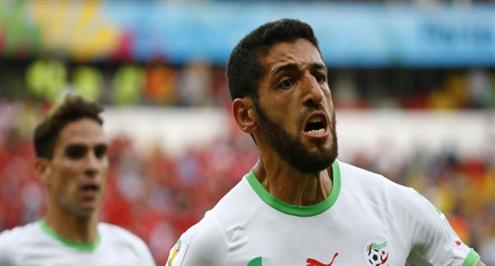 مدافع الخضر ينتقل إلى الدوري القطري